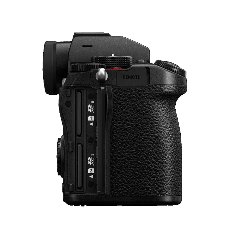 Panasonic LUMIX S5D Mirrorless camera + S 24-60mm f/2.8 L-mount