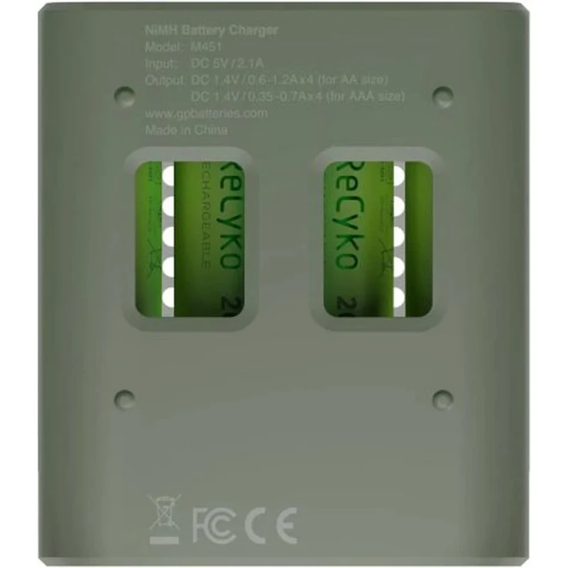 GP USB Akku-Ladegerät M451 inkl. 4 x RECYKO AA 2600 mAh