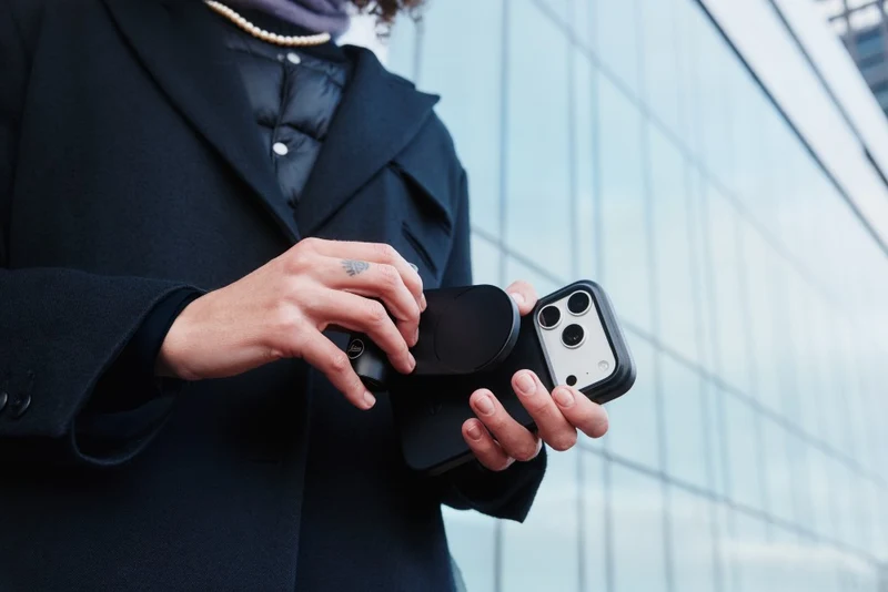 Leica 18874 LUX Case iPhone 17 Pro – Black