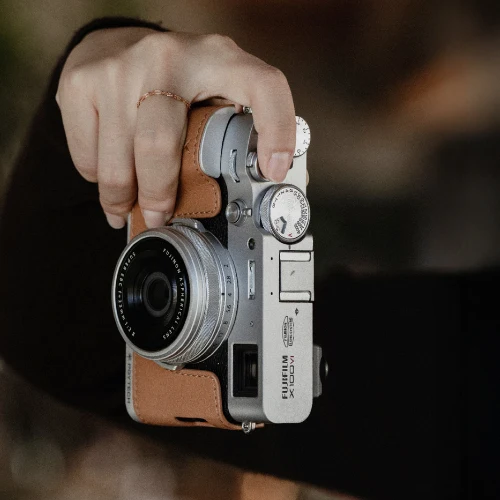 PGYTECH Leather Camera Case for Fujifilm X100VI – Clay Brown
