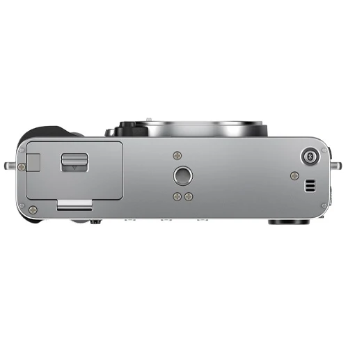Fujifilm X-E5 + XF 23mm f/2.8 R WR silver